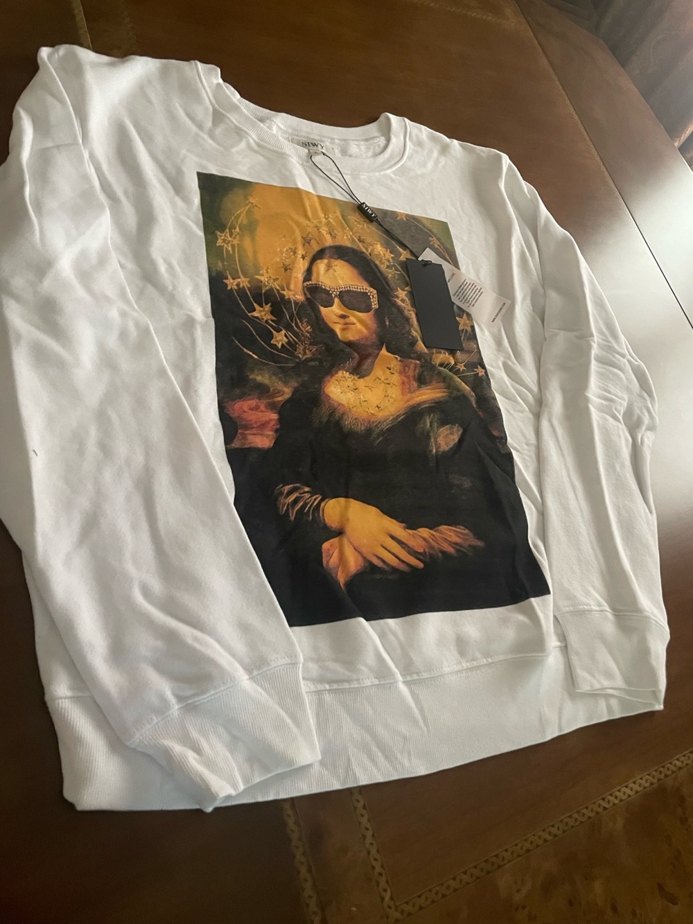 SIWI Los Angeles White Graphic Mona Lisa Sweatshirt with Yellow & Black Print